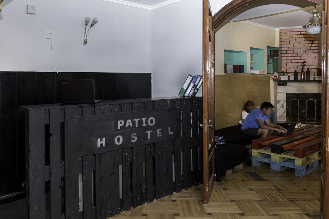 Patio Hostel Tbilisi Bagian luar foto