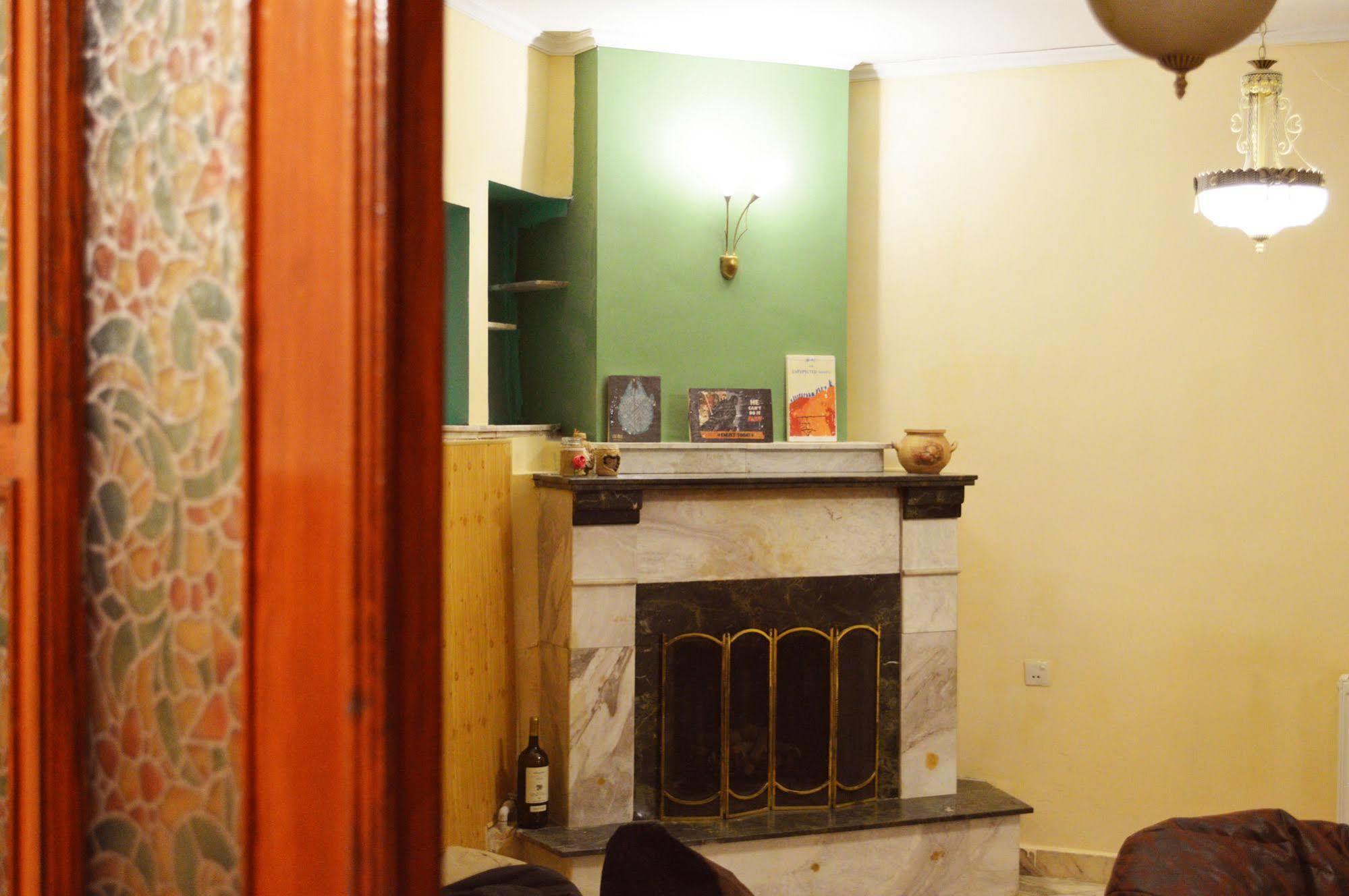 Patio Hostel Tbilisi Bagian luar foto